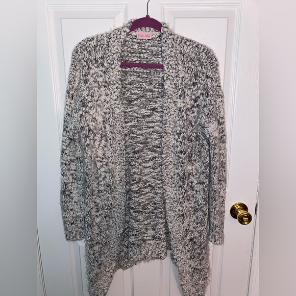 Fuzzy cardigan - Picture 1 of 4